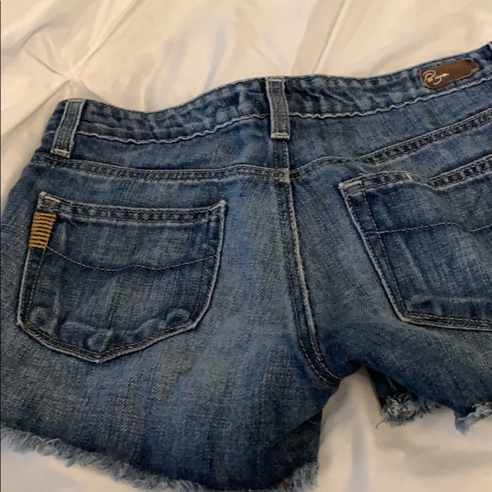 Shorts - Picture 3 of 3